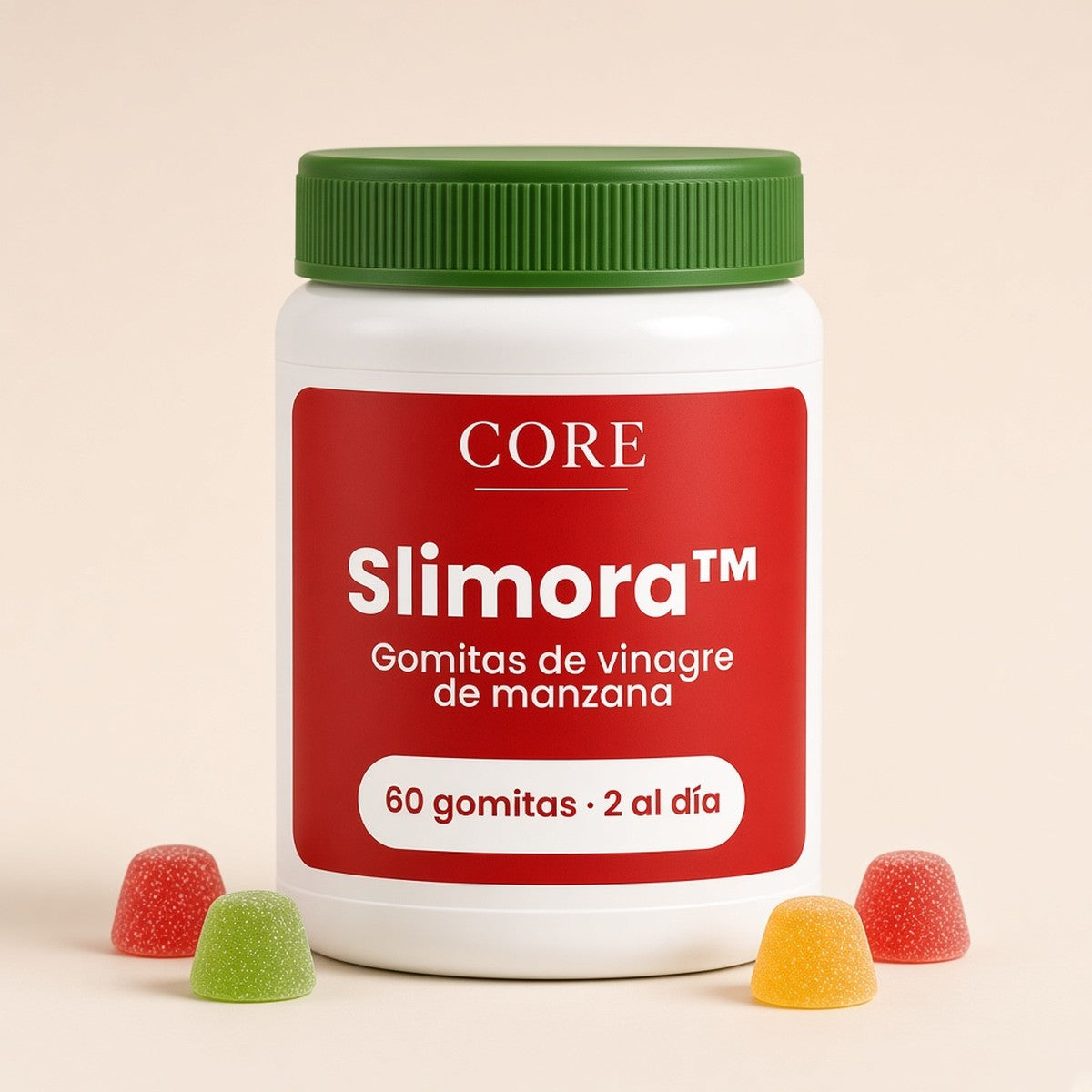 Frasco blanco de gomitas Slimora™ Burn Gummies de Core, con tapa verde y etiqueta roja, y unas gomitas de manzana delante